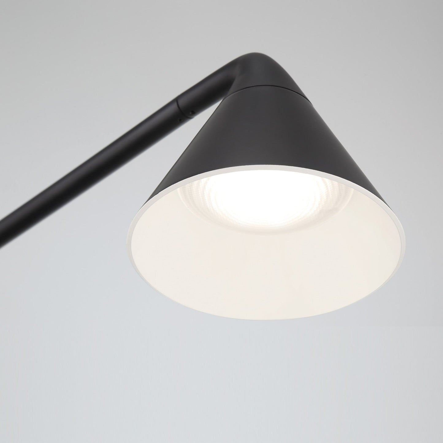 George Kovacs P1851 LED Table Lamp in Detail.
