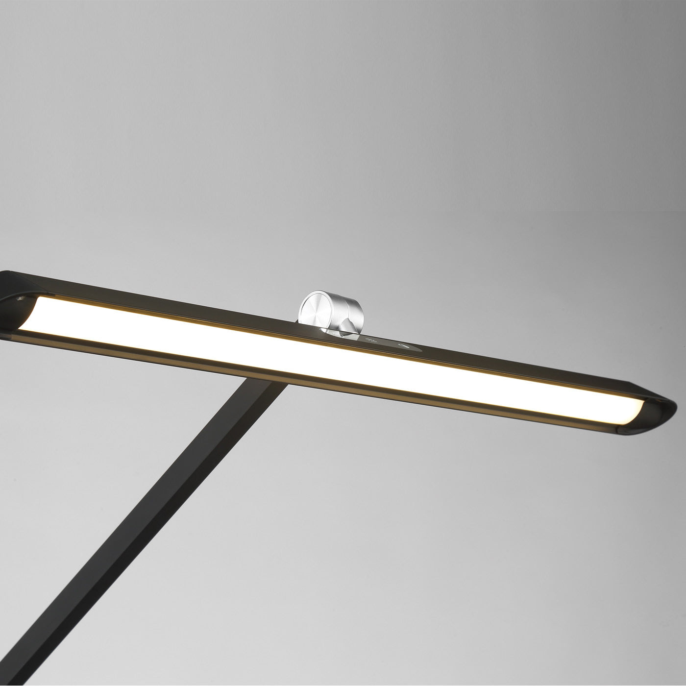 George Kovacs P1878 LED Floor Lamp in Detail.