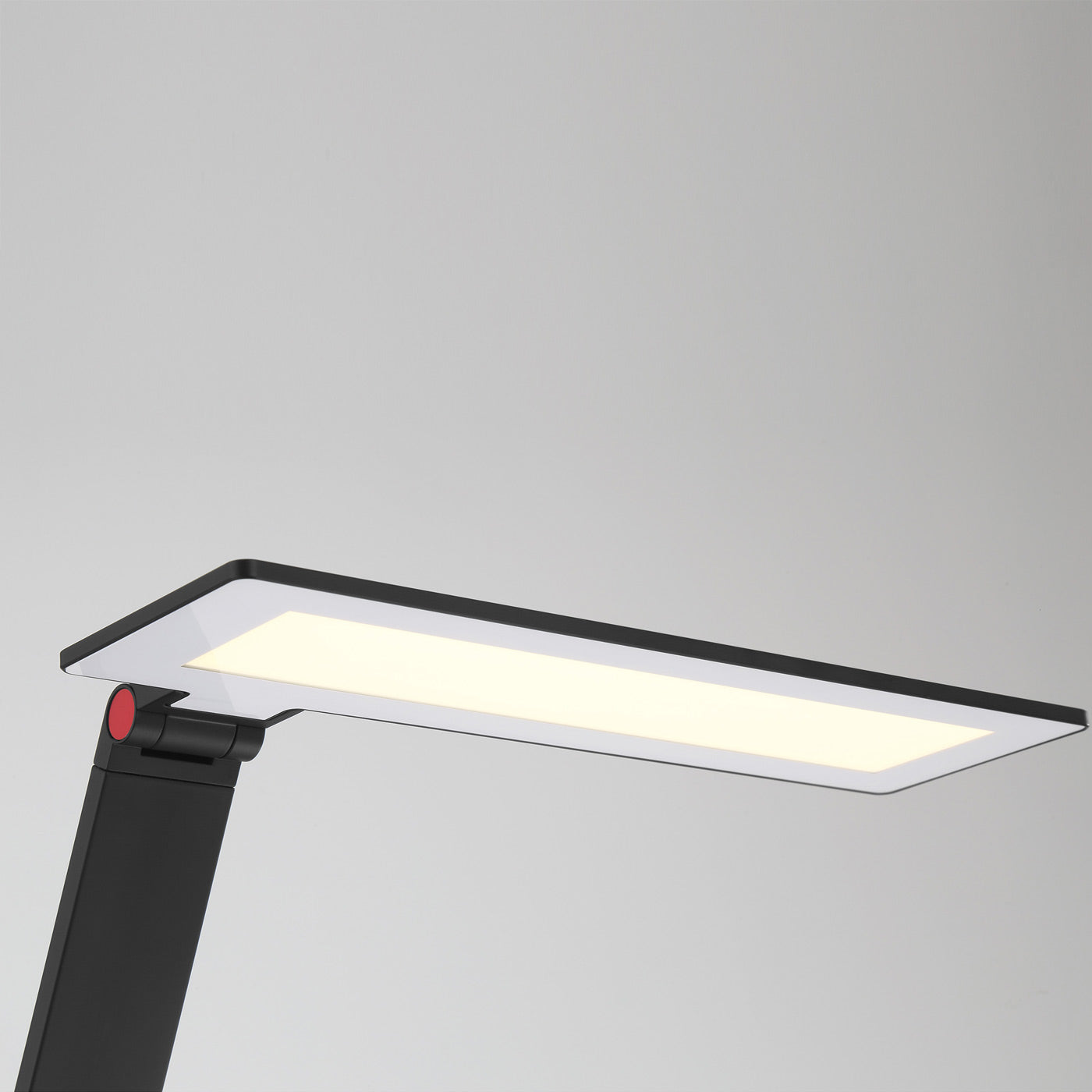 George Kovacs P1932 LED Table Lamp in Detail.