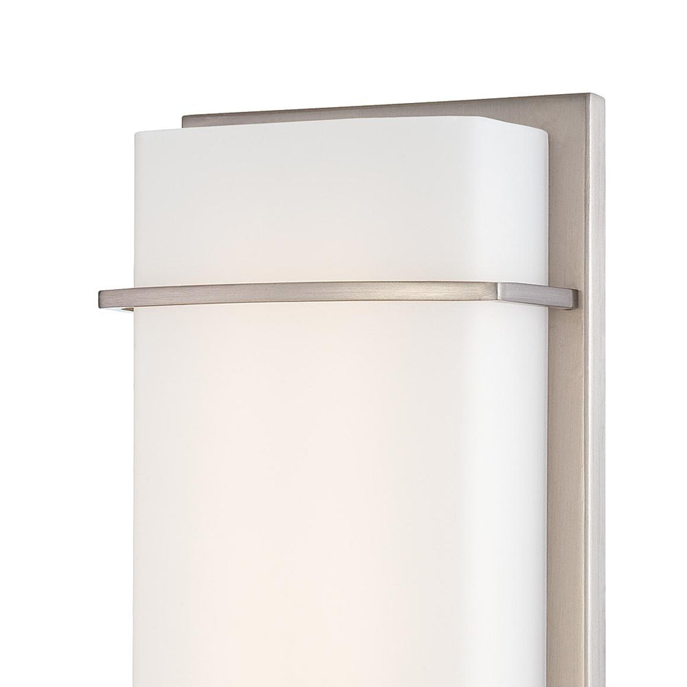 P465 LED Wall Light in Detail.