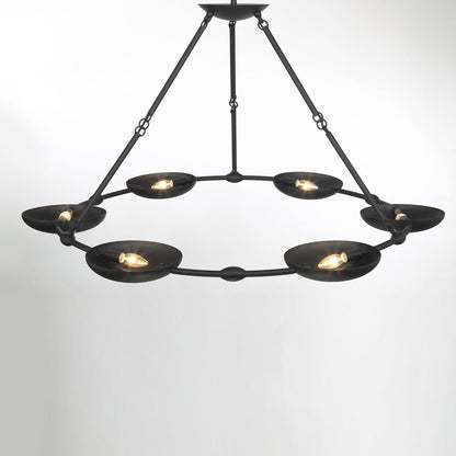 Undertas Chandelier in Detail.