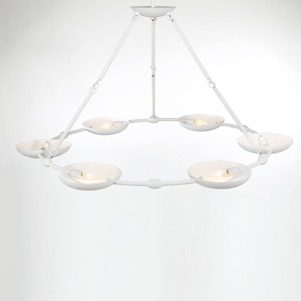 Undertas Chandelier in Detail.