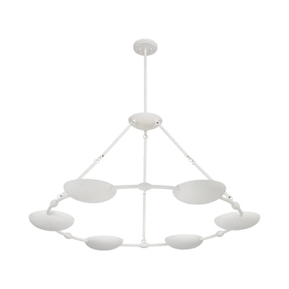 Undertas Chandelier in Detail.