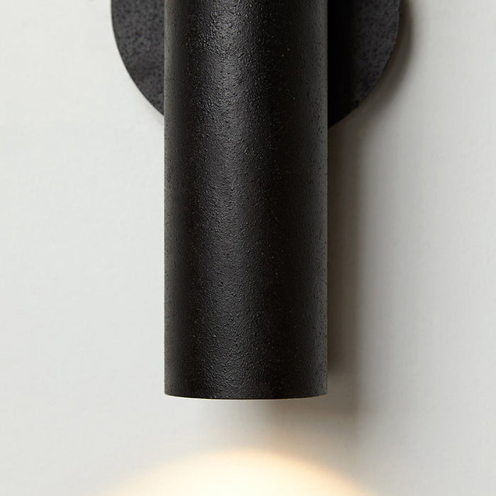Roest Wall Light in Detail.