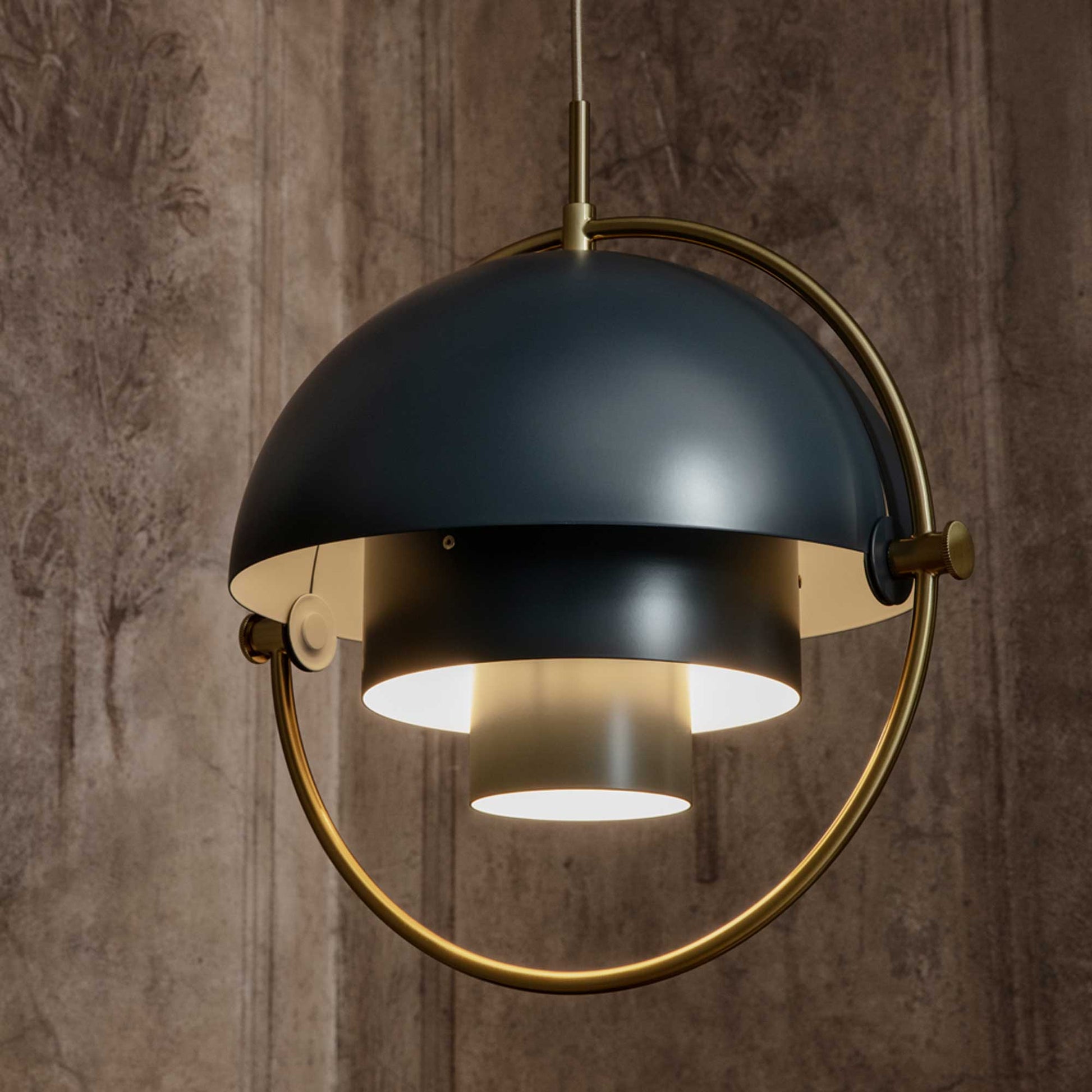 Multi-Lite Pendant Light in Detail.