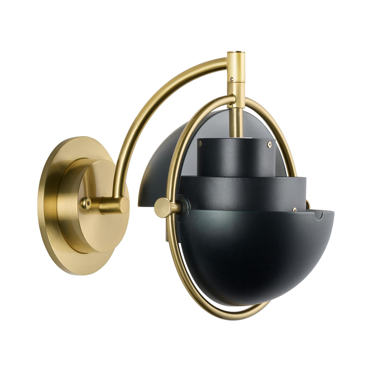 Multi-Lite Wall Light in Detail.