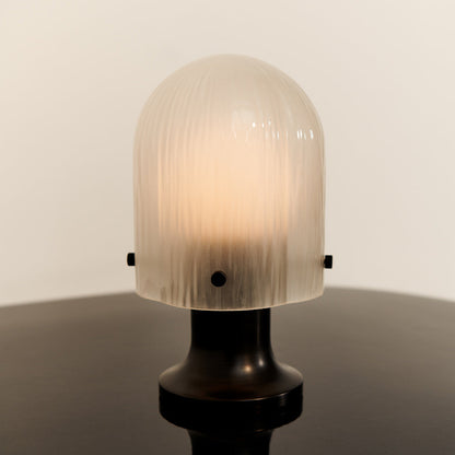 Seine Portable Lamp in Detail.