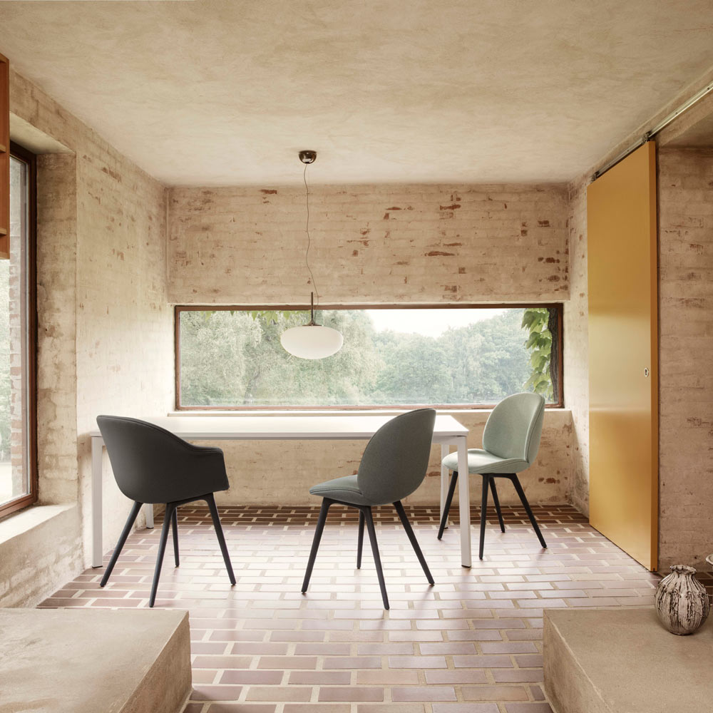 Stemlite Pendant Light in dining room.