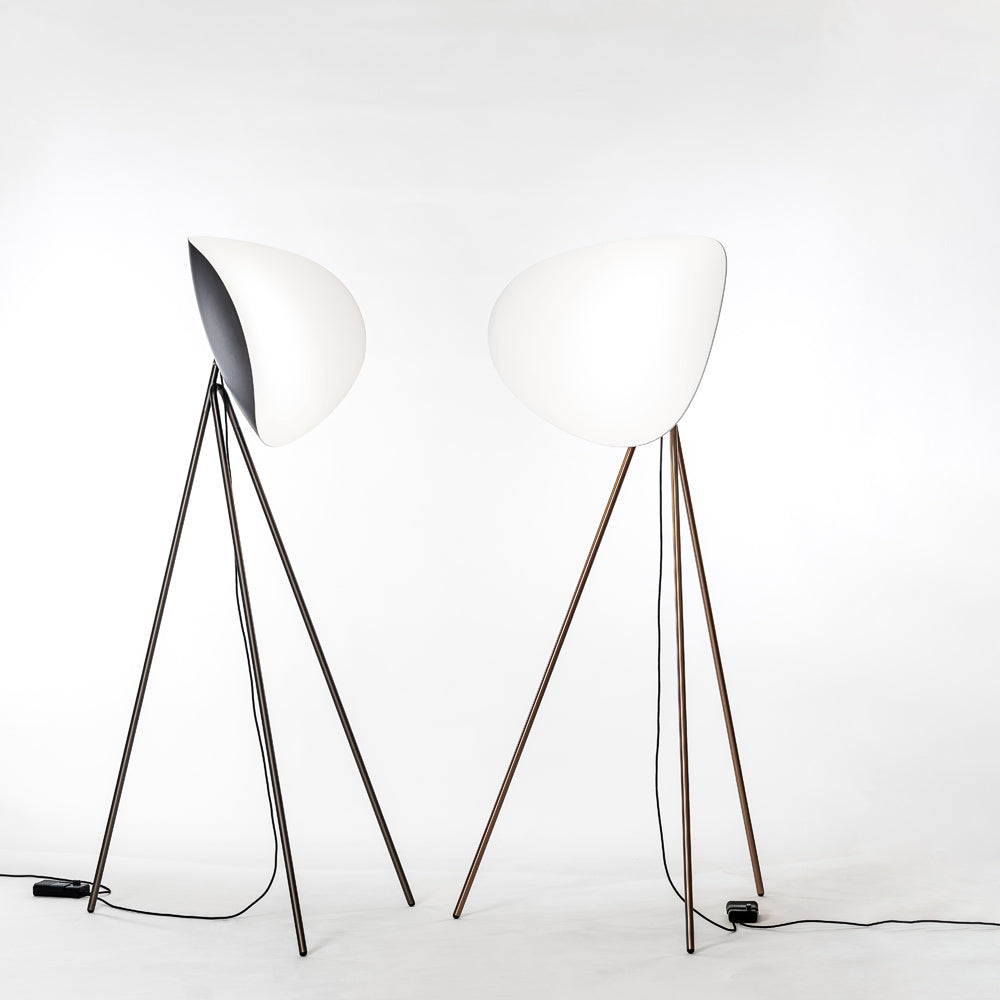Infinity LED Floor Lamp in Detail.