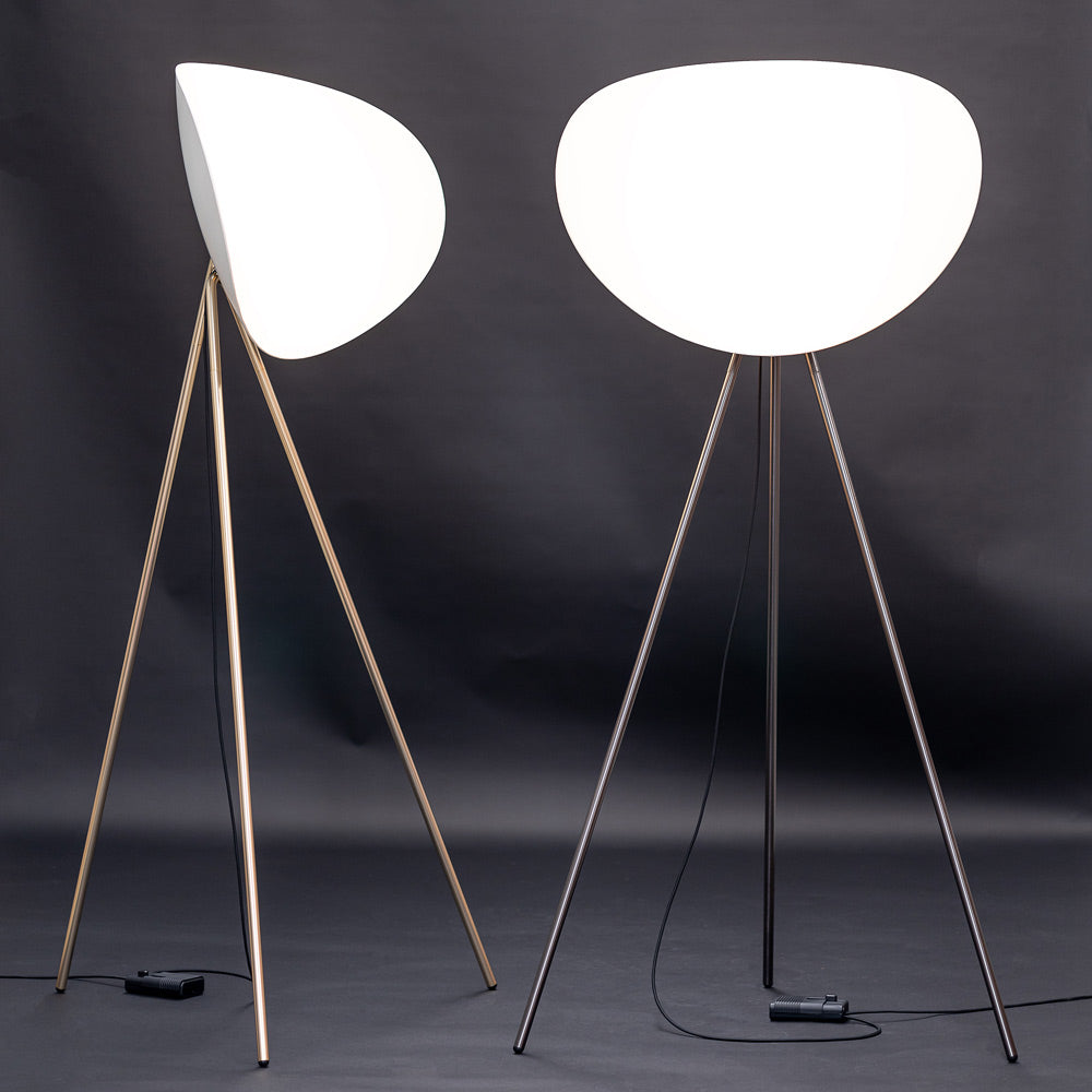 Infinity LED Floor Lamp in Detail.