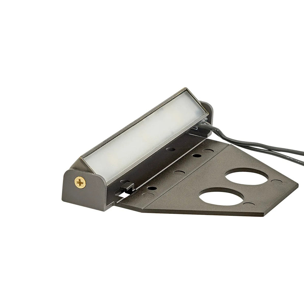 Hardy Island Bravo Outdoor LED Step Light in Detail.