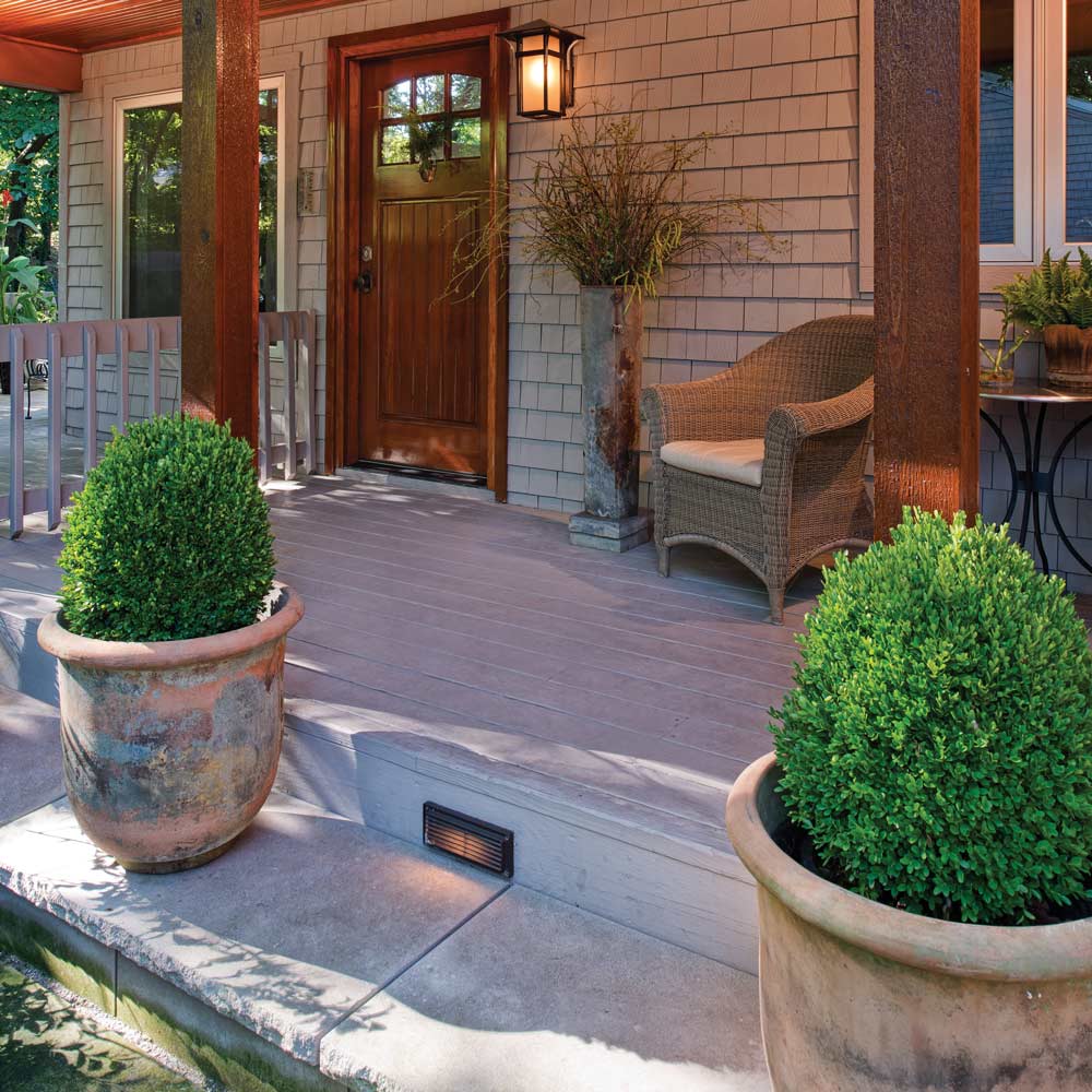Hardy Island Outdoor Step Light in Outside Area.