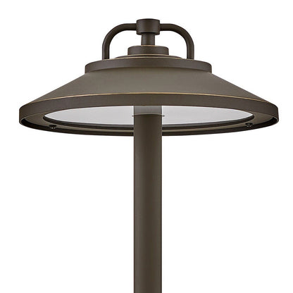 Lakehouse Outdoor LED Path Light in Detail.