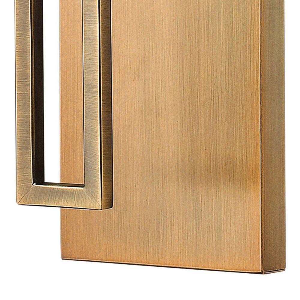 Lanza Bath Wall Light in Detail.