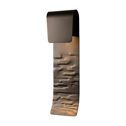 Element Outdoor Wall Light in Oil Rubbed Bronze (25-Inch).