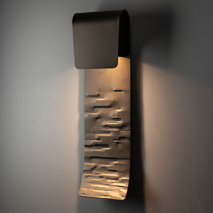 Element Outdoor Wall Light in Detail.