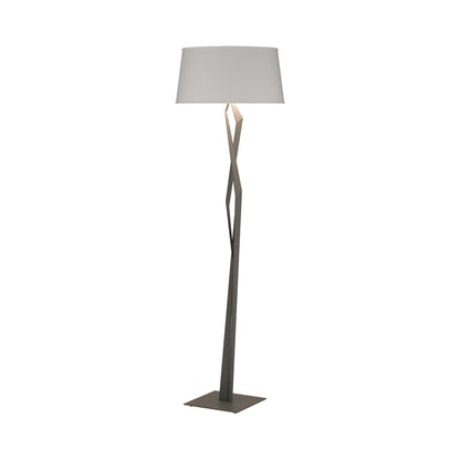 Facet Floor Lamp in Natural Iron (Flax).