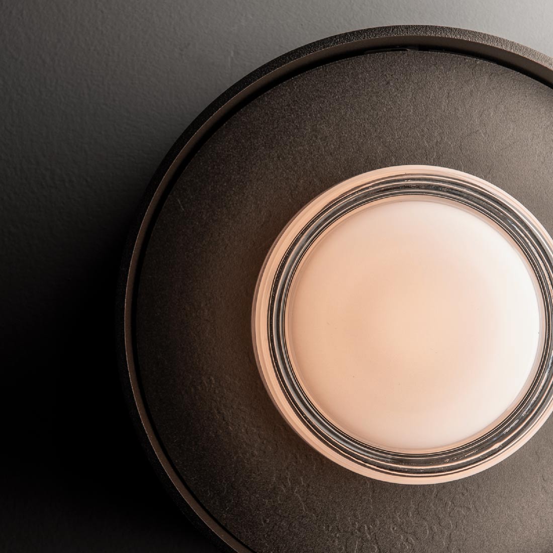 Focal Small LED Ceiling / Wall Light in Detail.