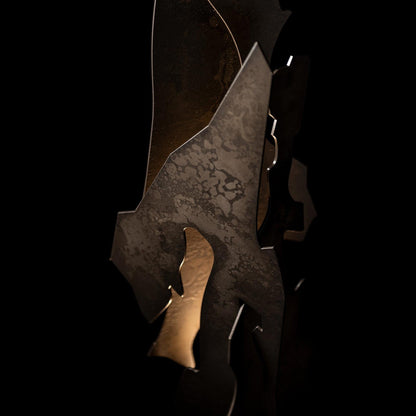 Fracture Floor Lamp in Detail.