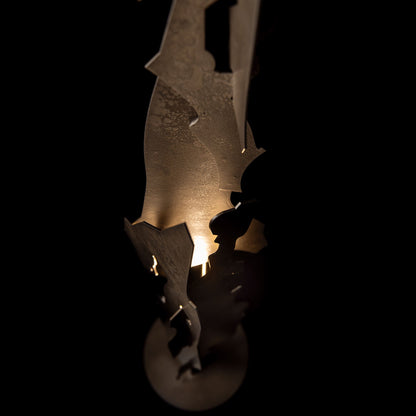 Fracture Floor Lamp in Detail.