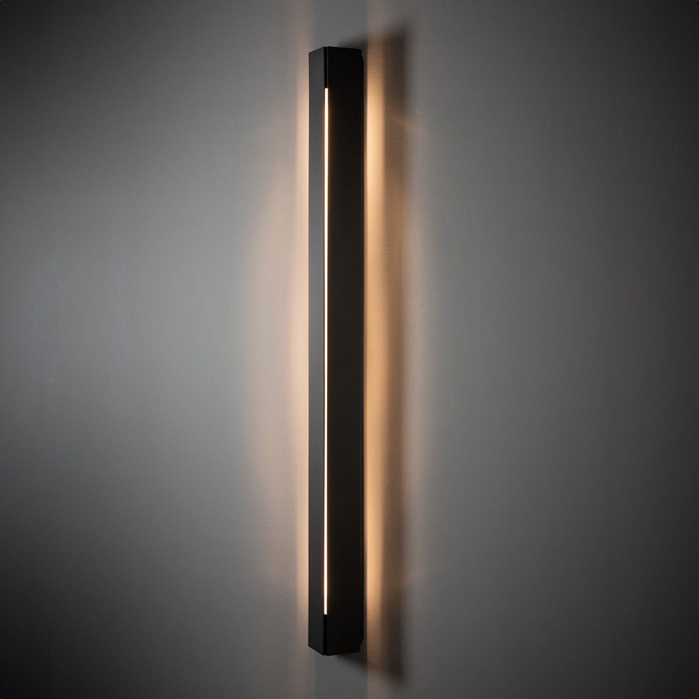 Gallery Outdoor Wall Light in Detail.