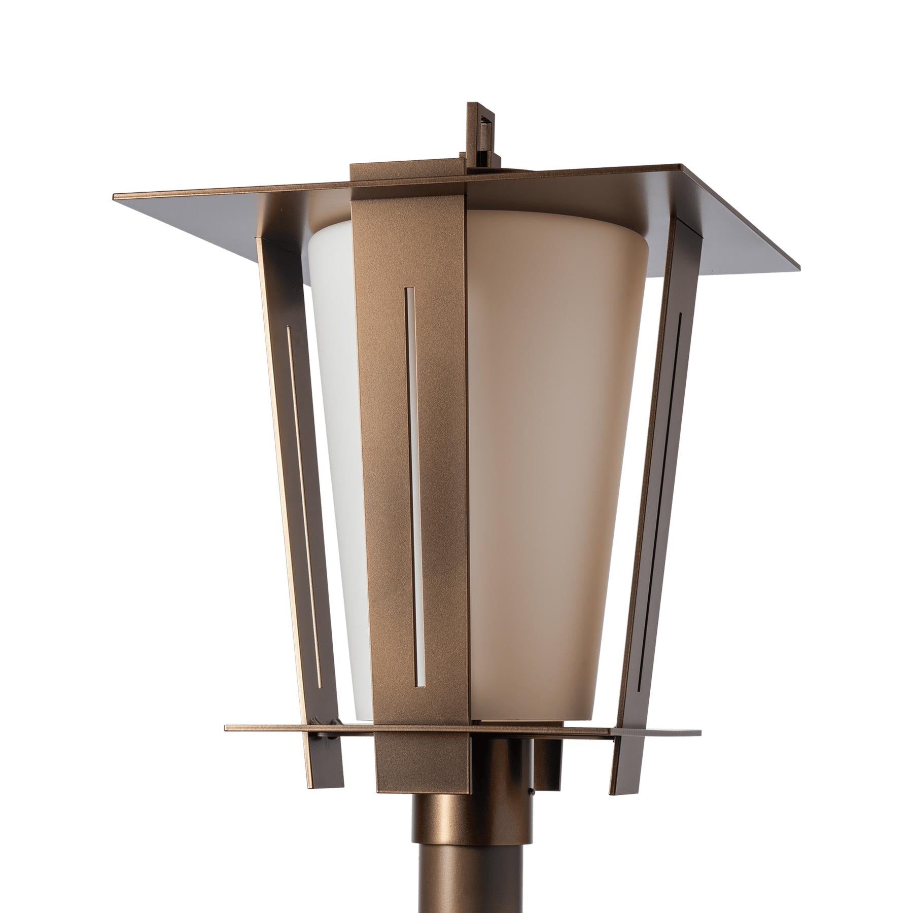 Linea Outdoor Post Light in Detail.