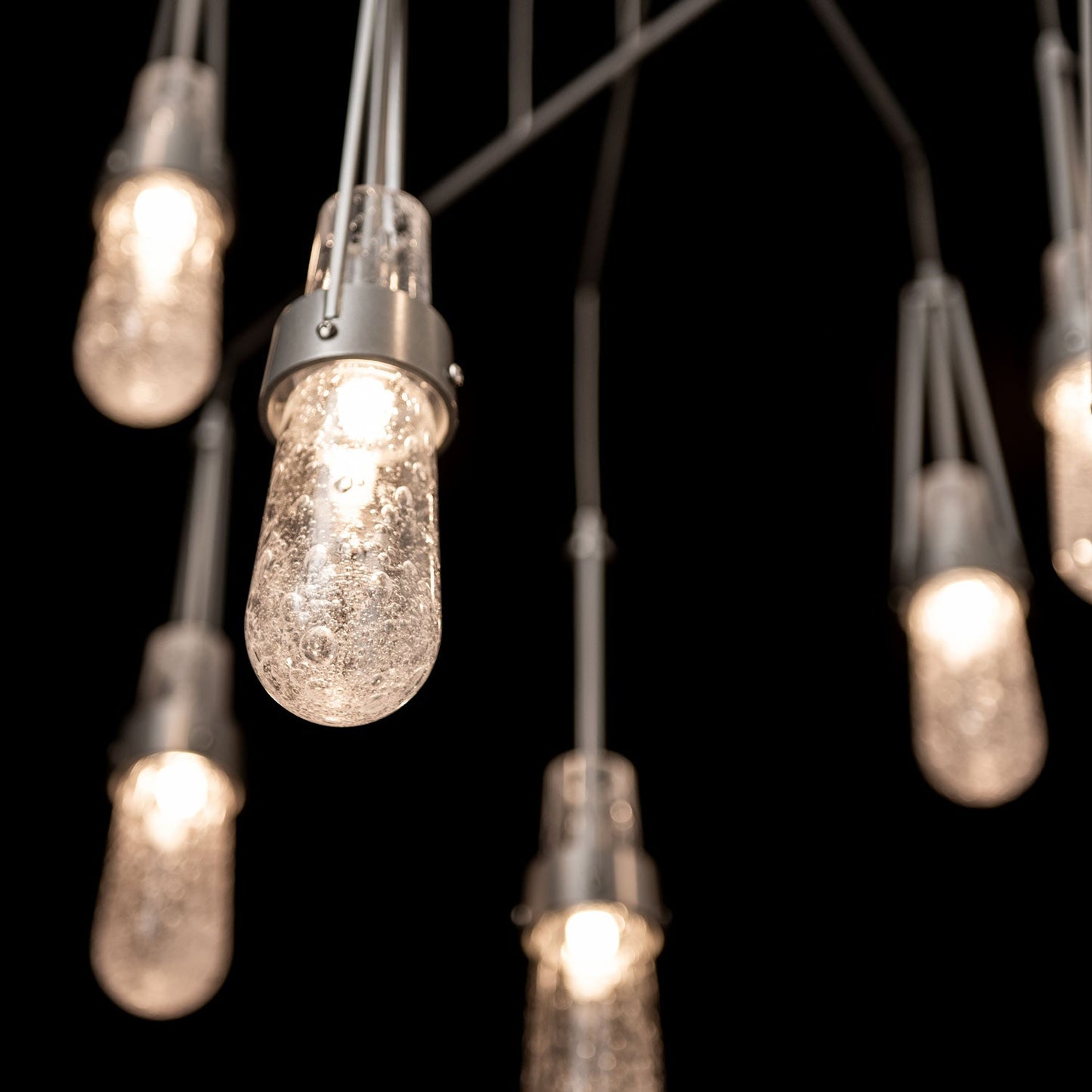 Link Mobile Pendant Light in Detail.