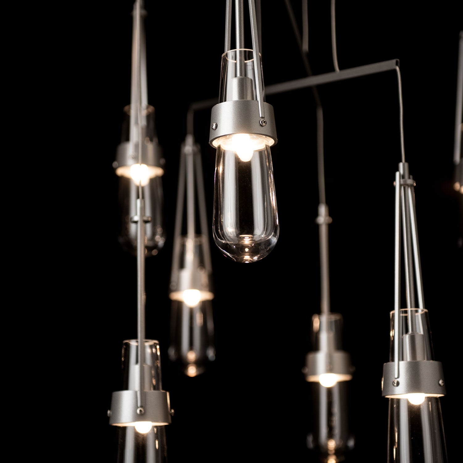 Link Mobile Pendant Light in Detail.