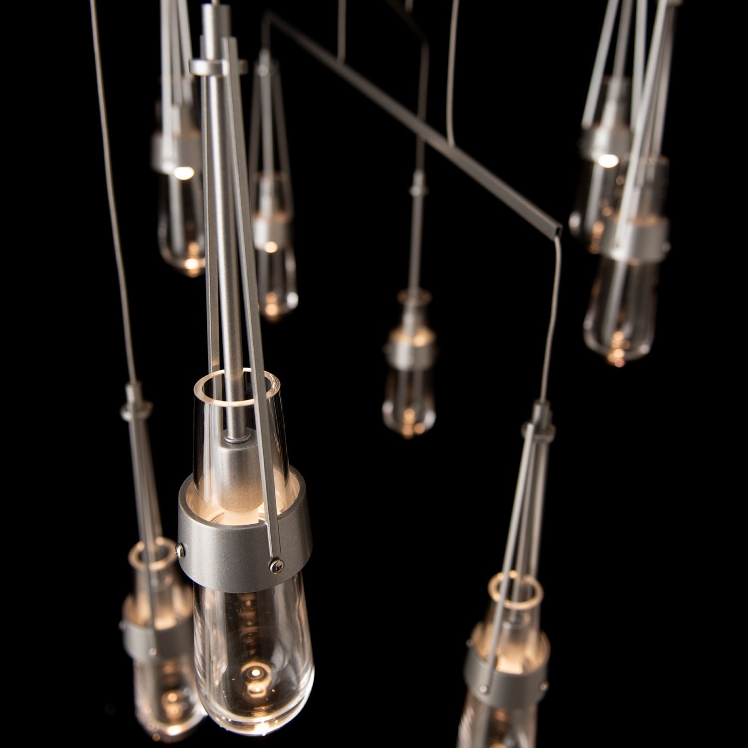 Link Mobile Pendant Light in Detail.