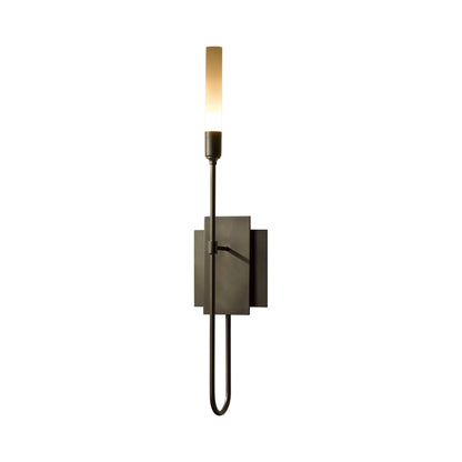 Lisse Wall Light in Detail.