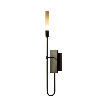 Lisse Wall Light in Detail.