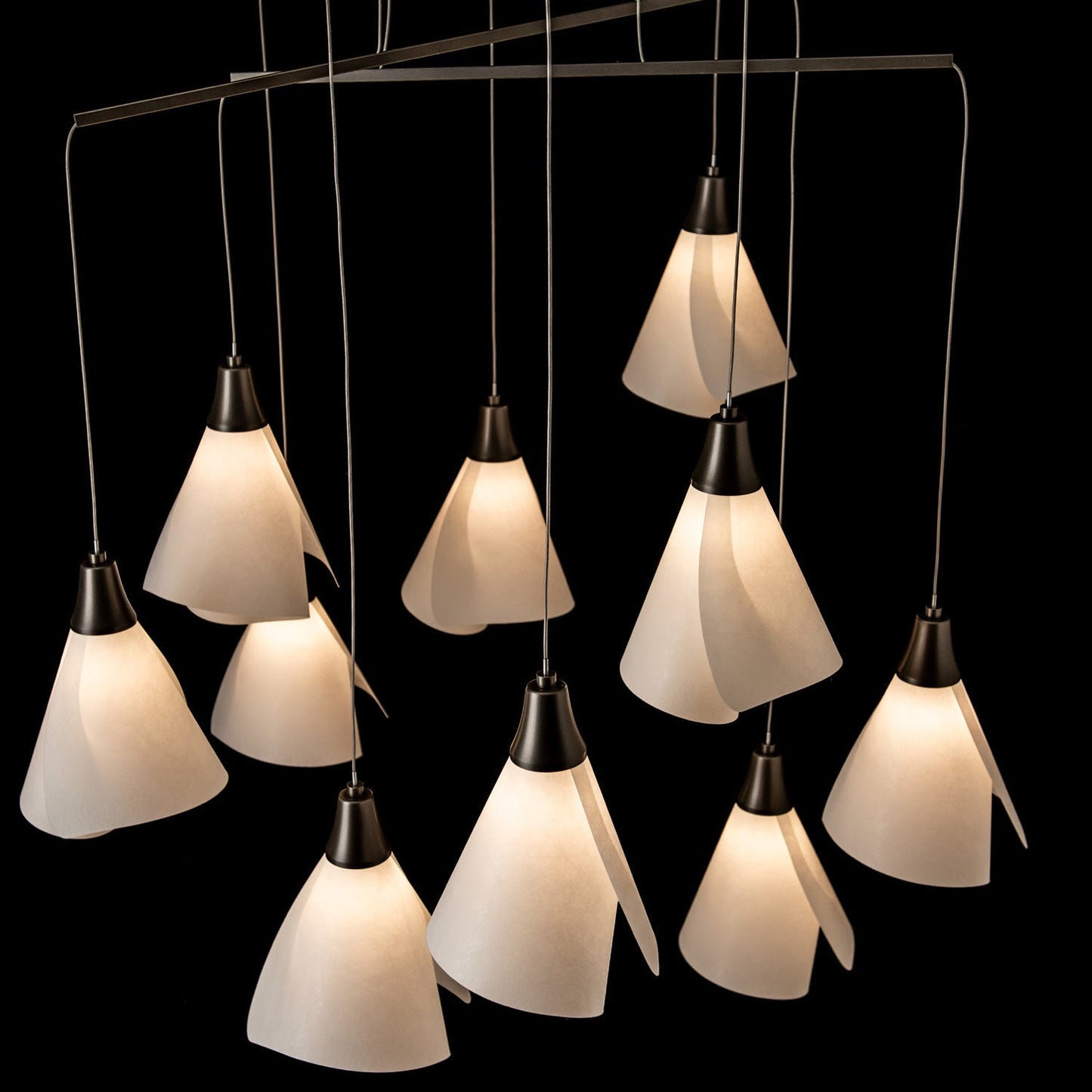 Mobius Mobile Pendant Light in Detail.
