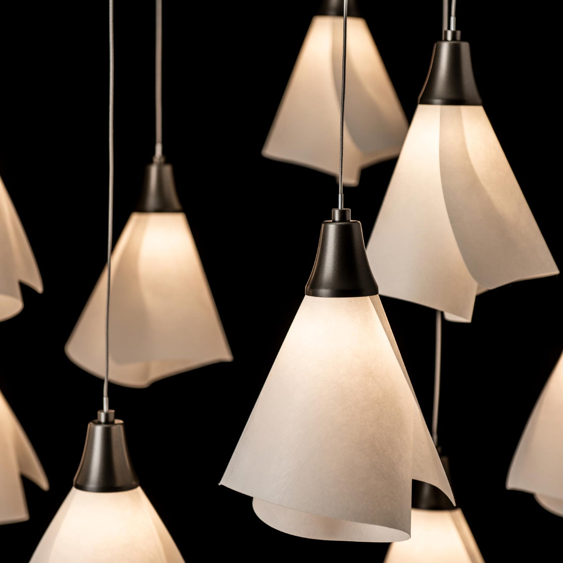 Mobius Mobile Pendant Light in Detail.