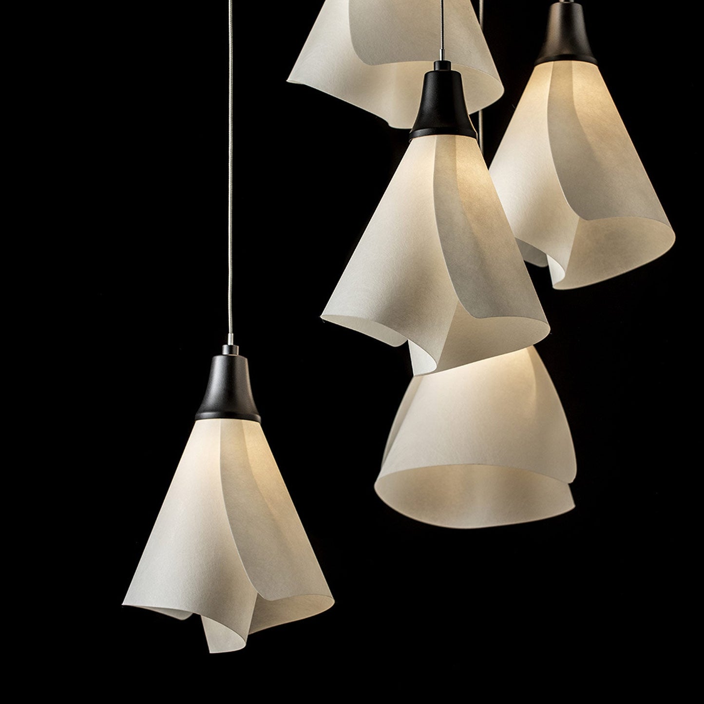 Mobius Round Pendant Light in Detail.