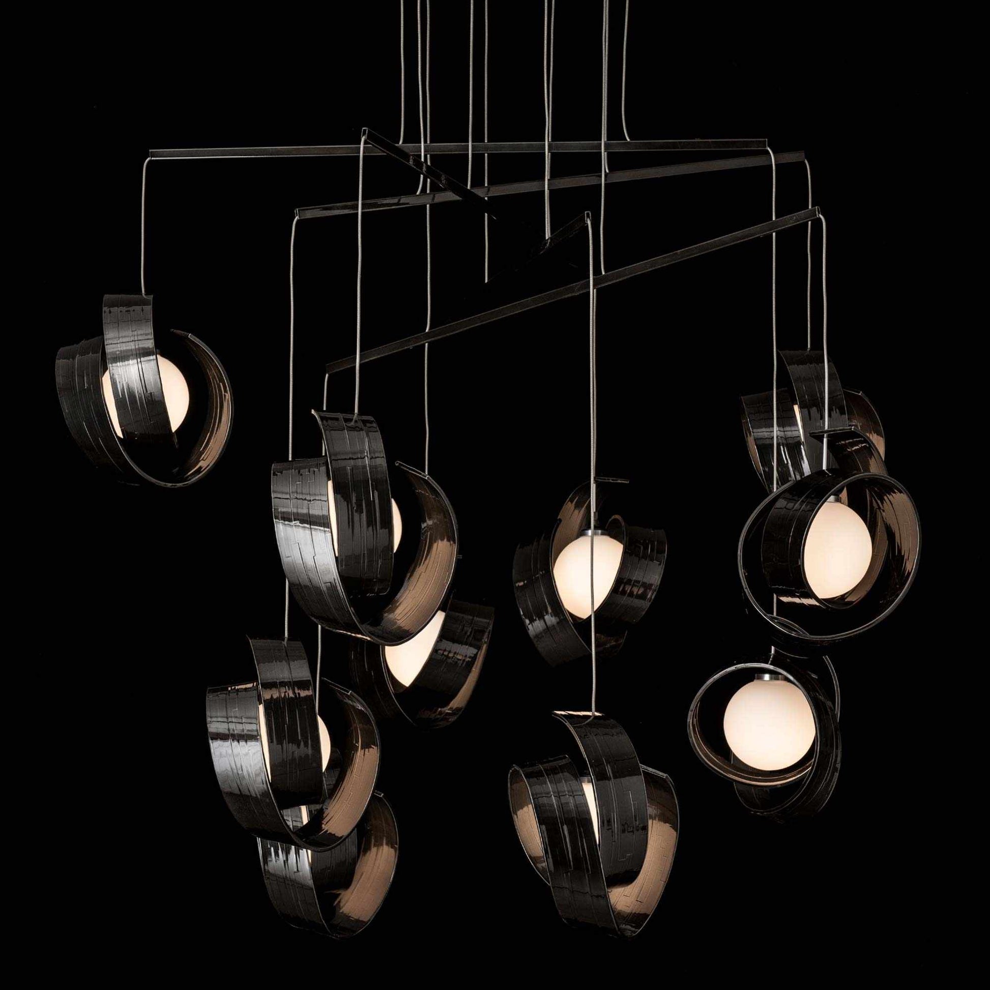 Riza Mobile Pendant Light in Detail.