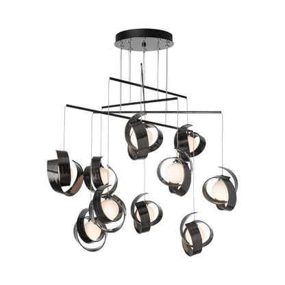 Riza Mobile Pendant Light in Detail.
