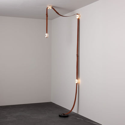 Snaps LED Floor Lamp in Detail.