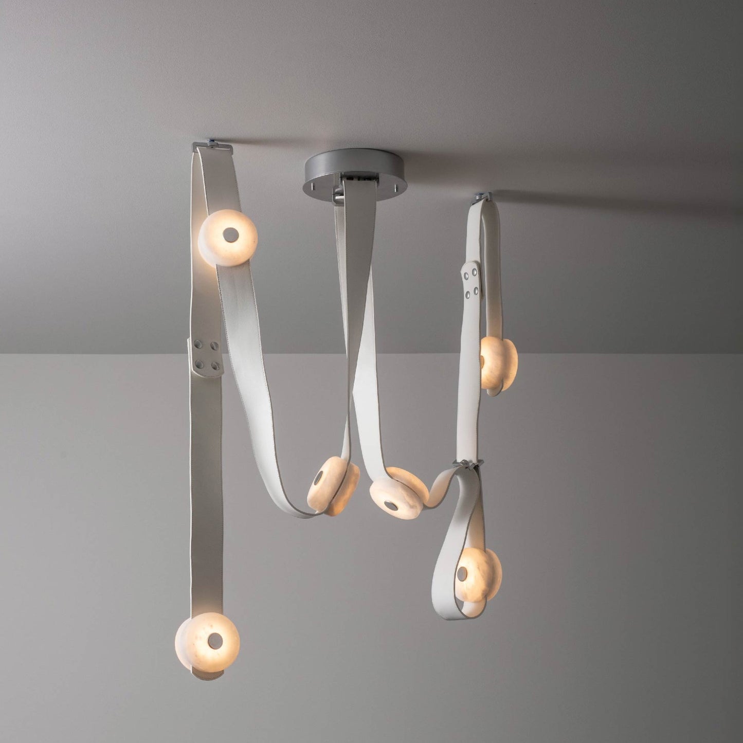 Snaps LED Pendant Light in Detail.