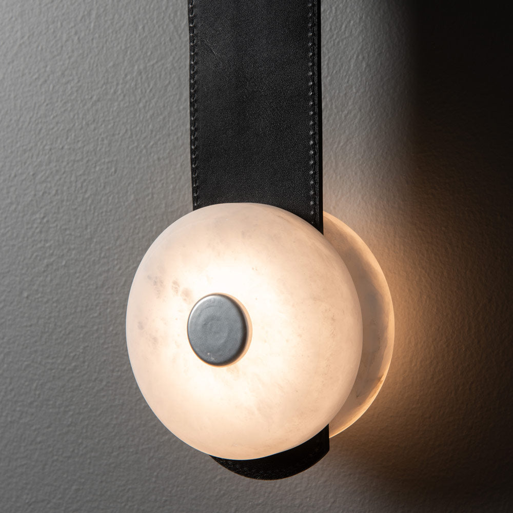 Snaps LED Wall Light in Detail.