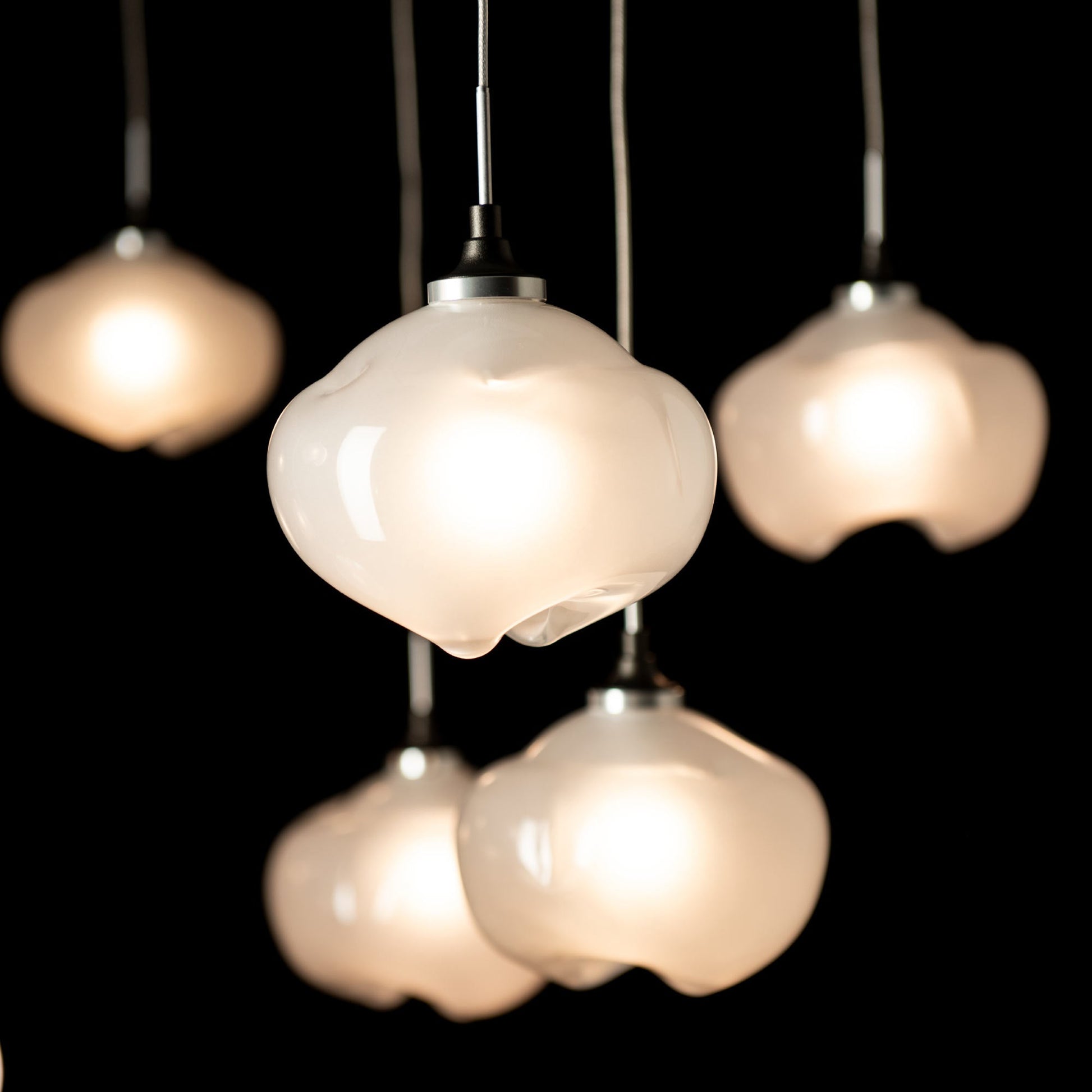 Ume Mobile Pendant Light in Detail.