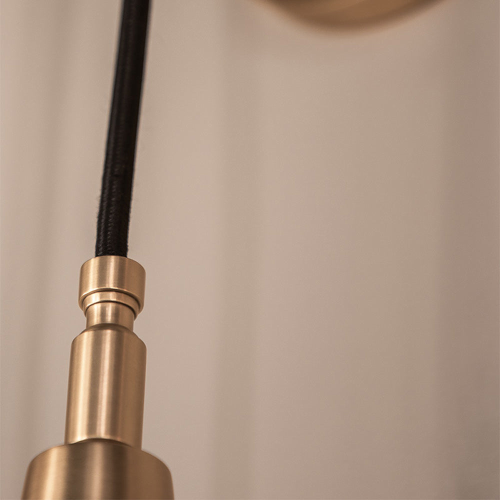 Alva Wall Light in Detail.