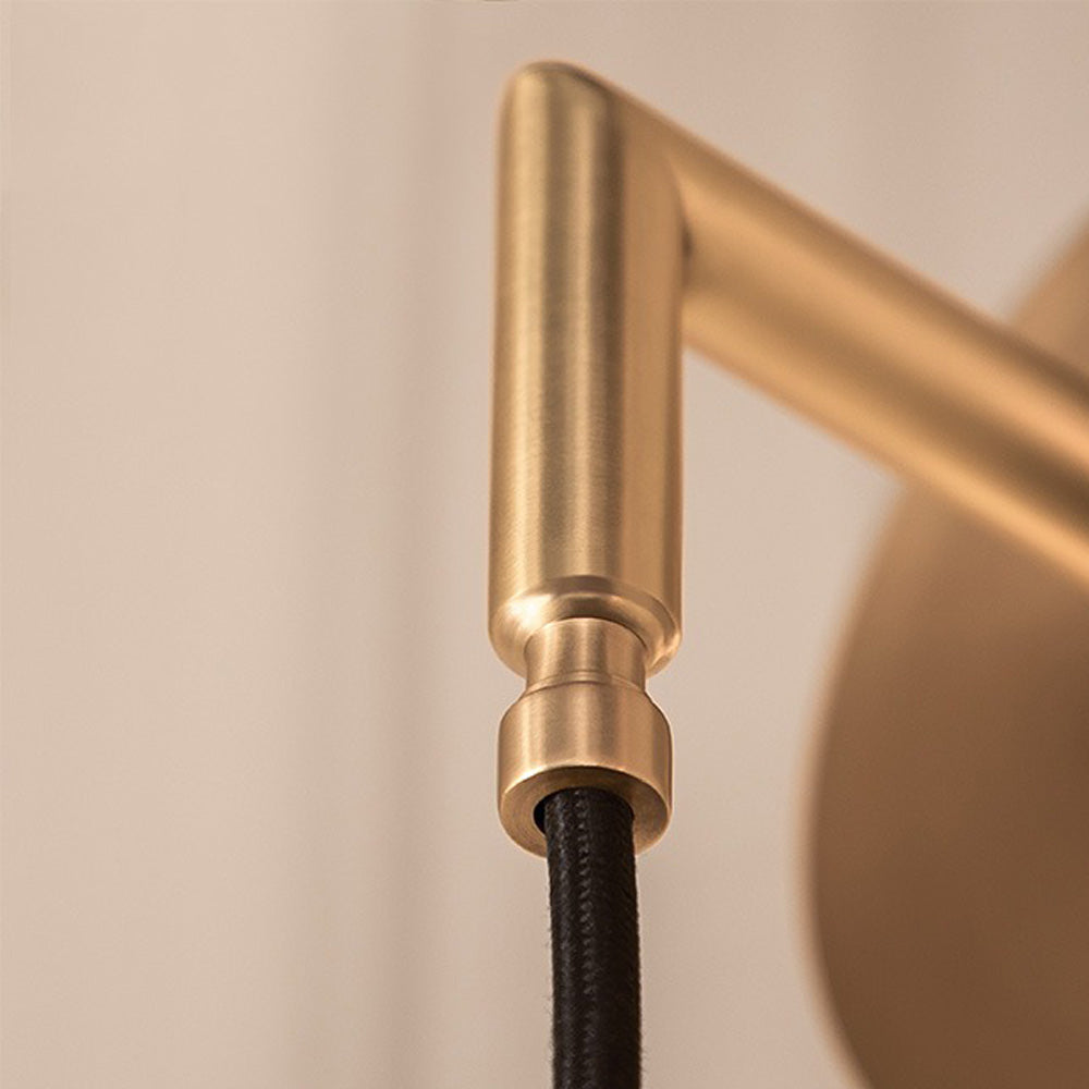 Alva Wall Light in Detail.