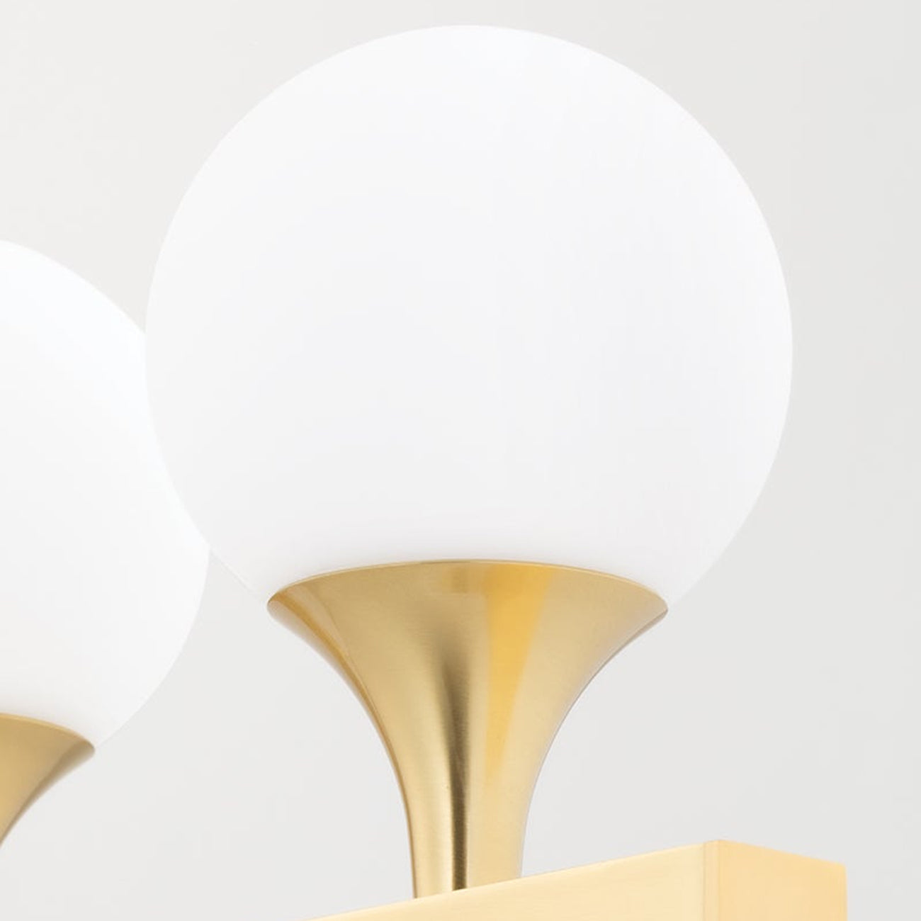 Astoria Linear Pendant Light in Detail.