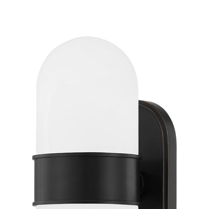 Beckler Wall Light in Detail.