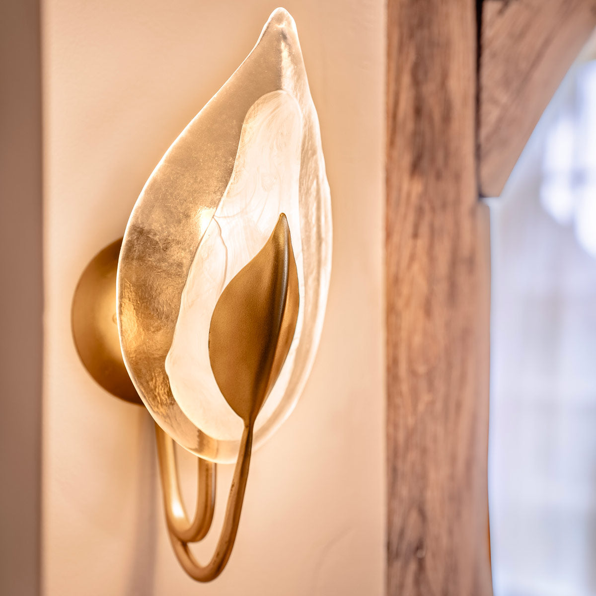 Blossom Wall Light in Detail.