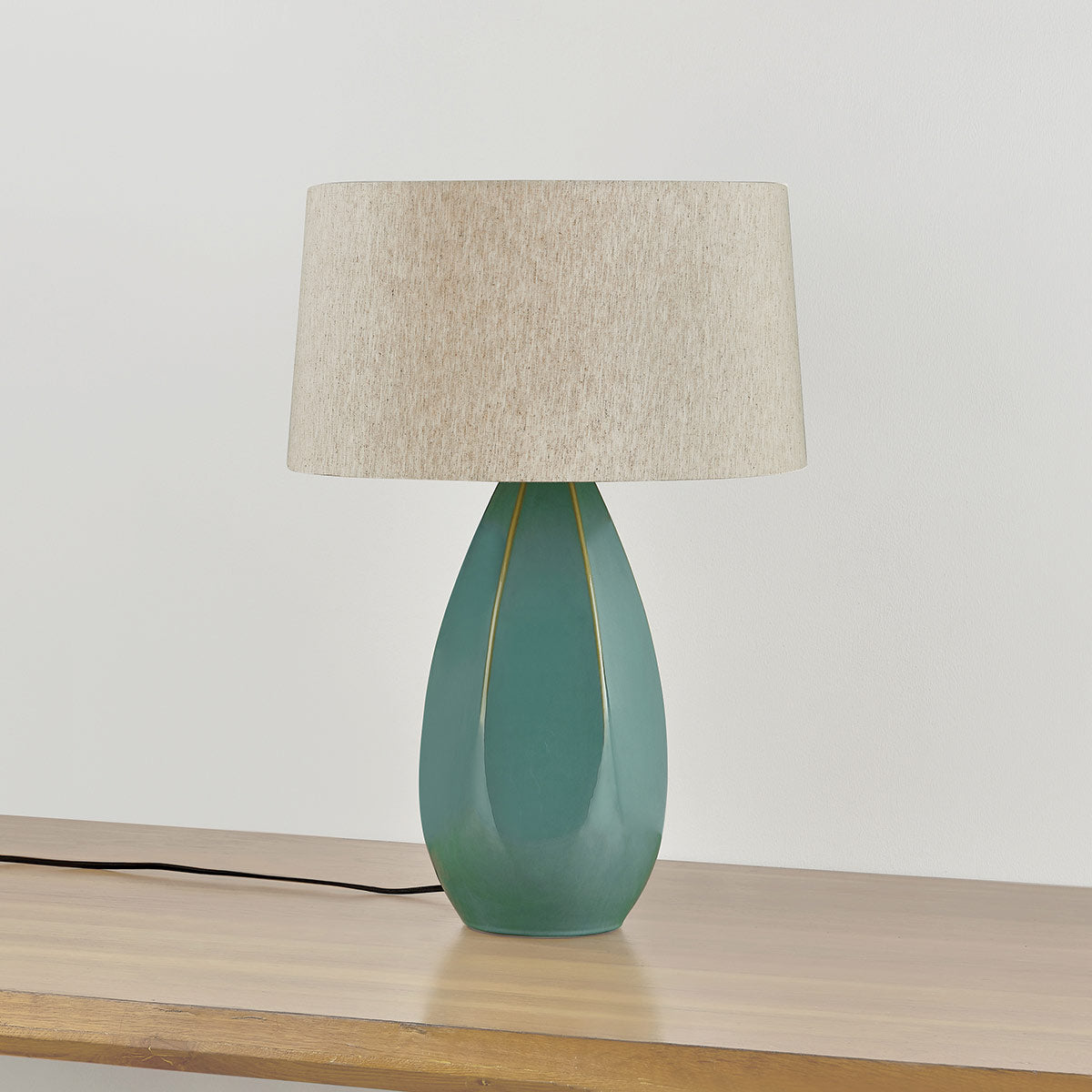 Colwyn Table Lamp in Detail.