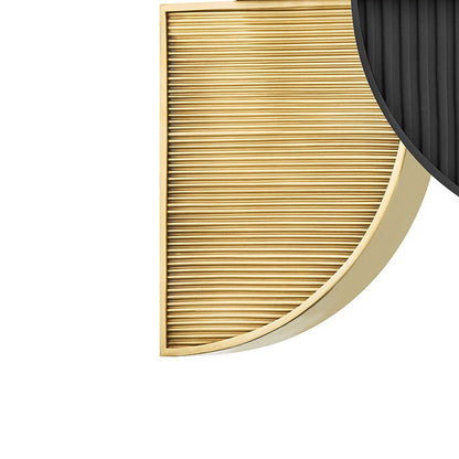 Construct Wall Light in Detail.