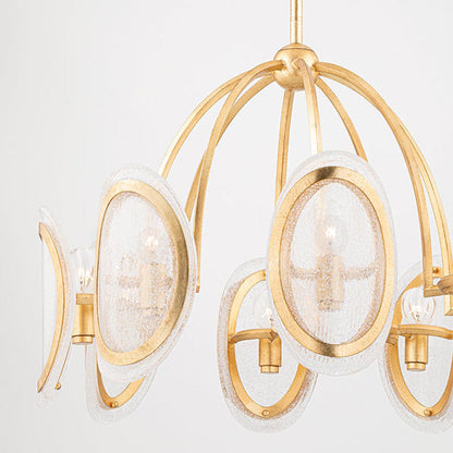 Danes Chandelier in Detail.