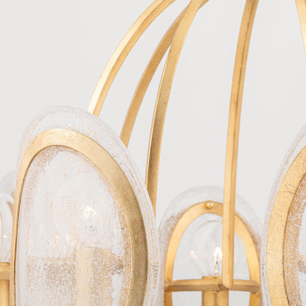 Danes Chandelier in Detail.