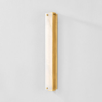 Edgemere LED Wall Light in Detail.